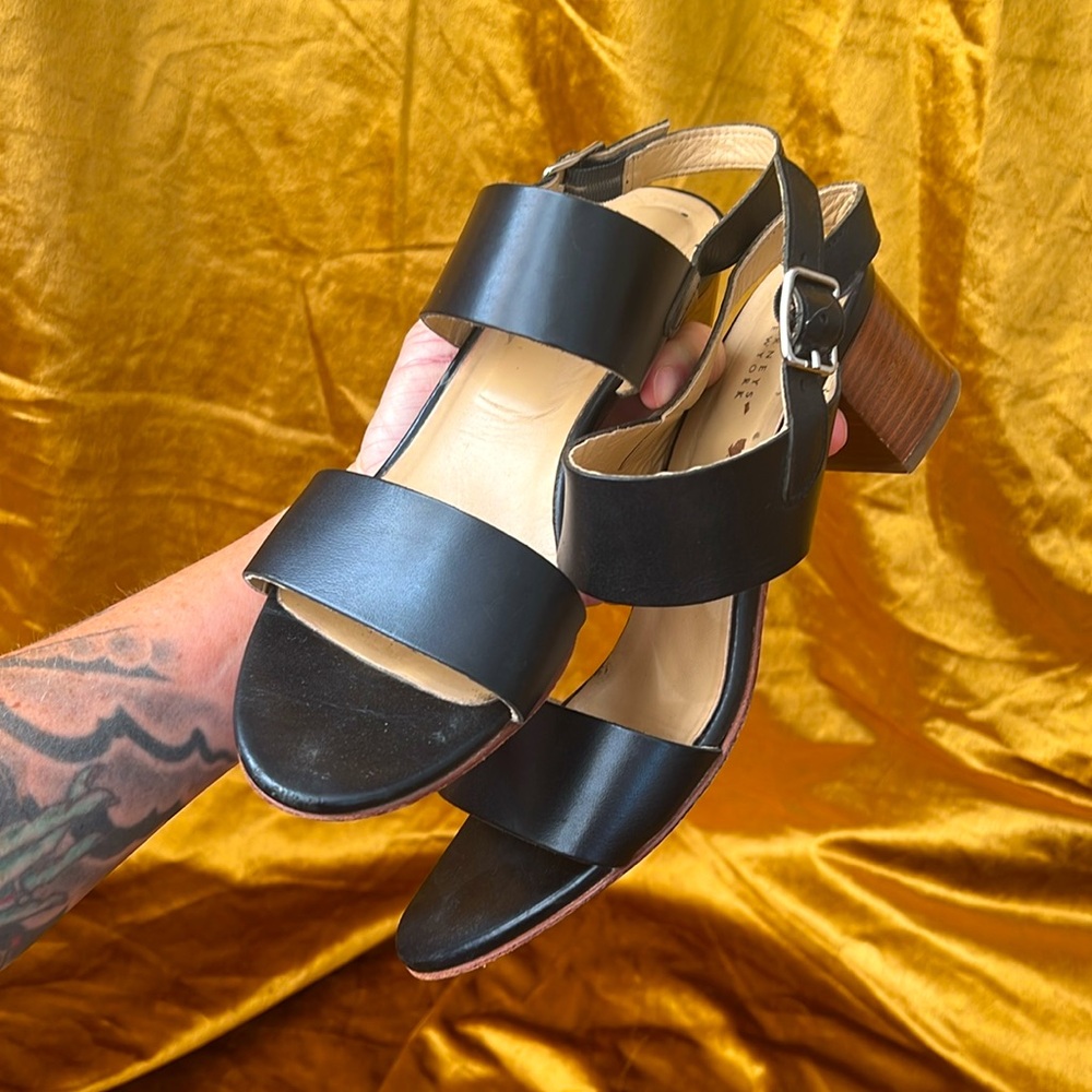 Barneys New York Summer Sandals size 39